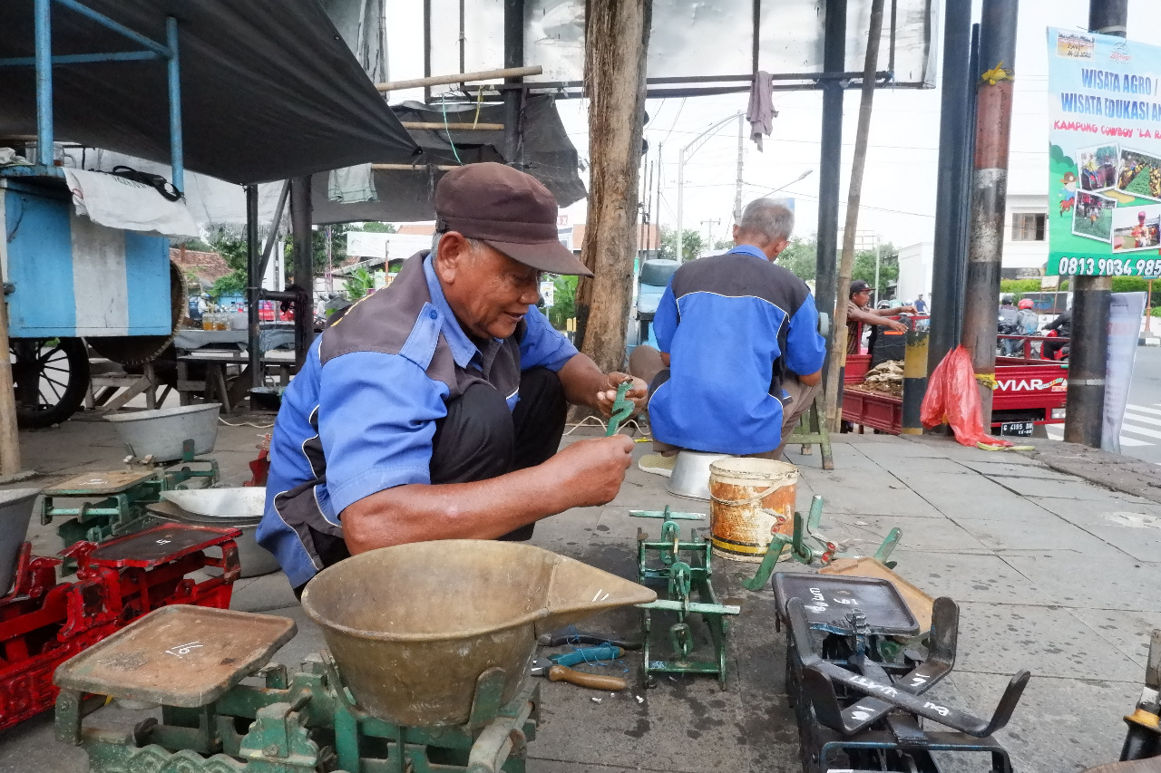 Lindungi Konsumen UPTD Metrologi Legal Kota Pekalongan 